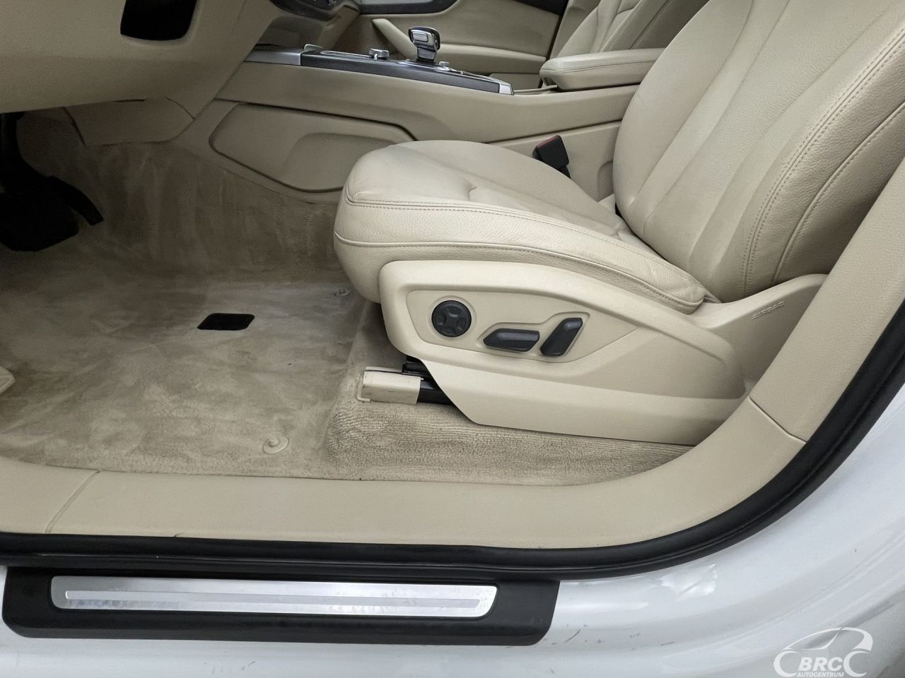 Audi Q7 | 21