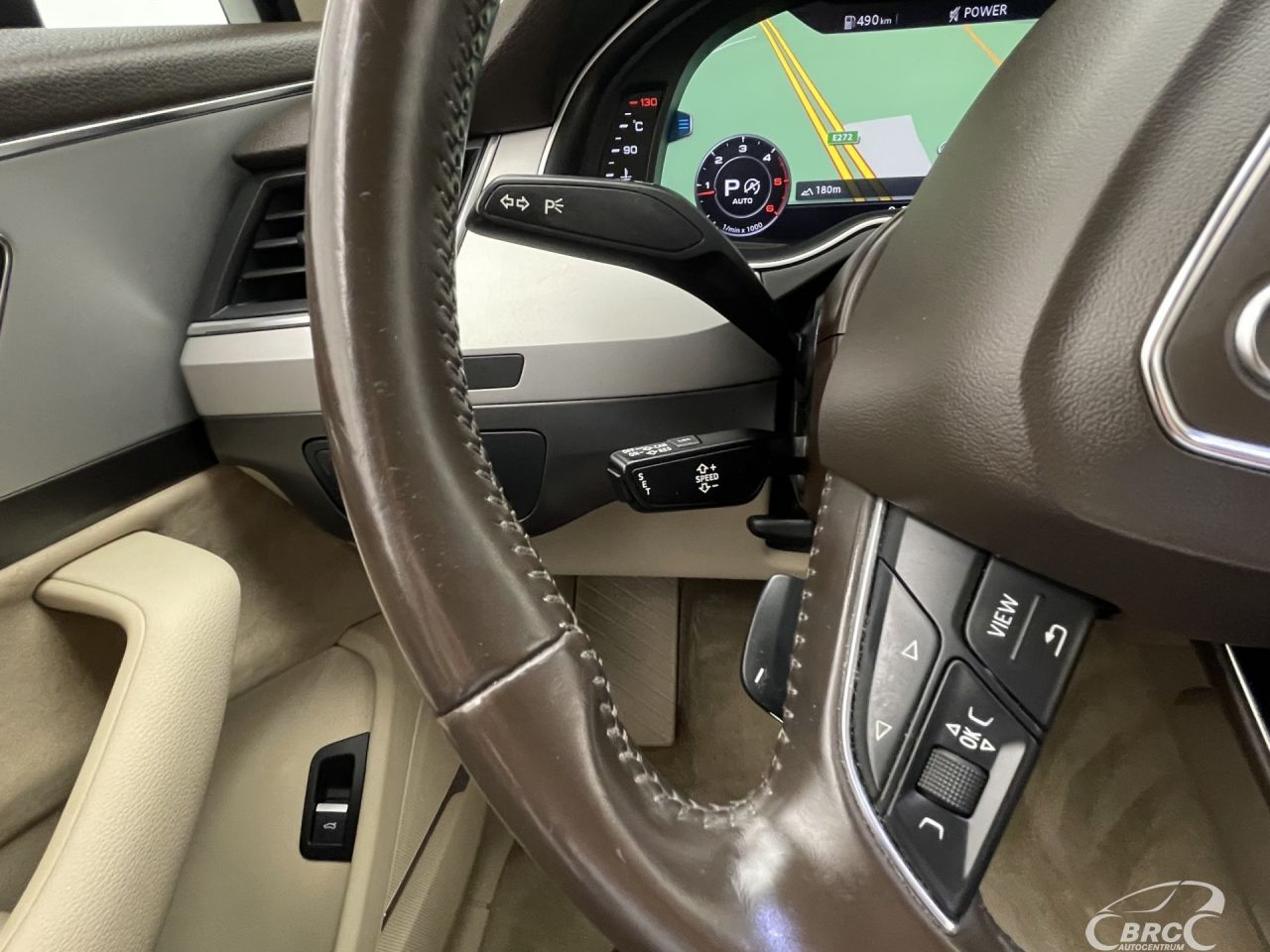 Audi Q7 | 31