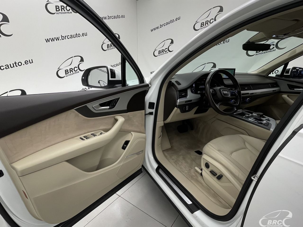 Audi Q7 | 18