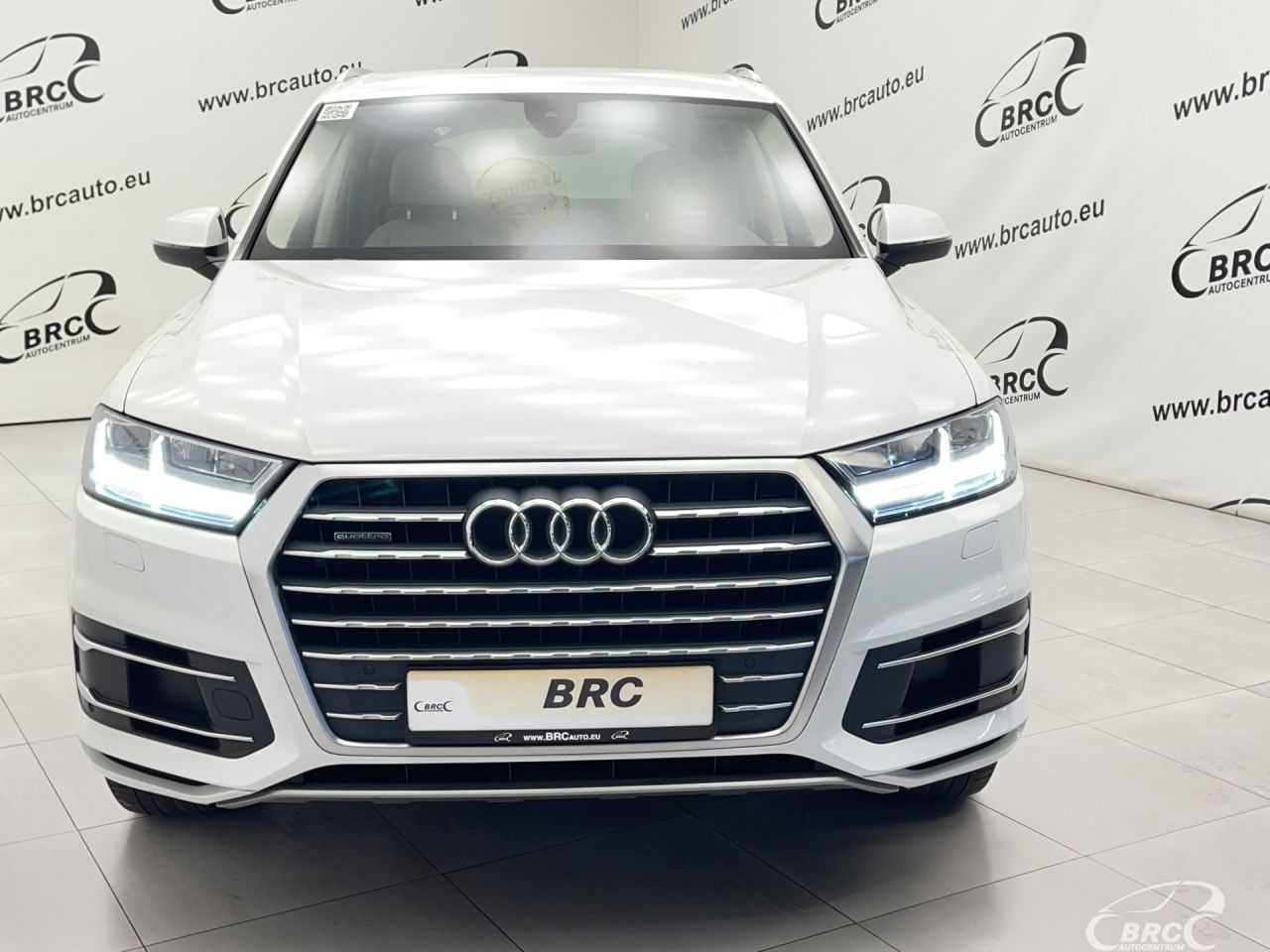 Audi Q7 | 47