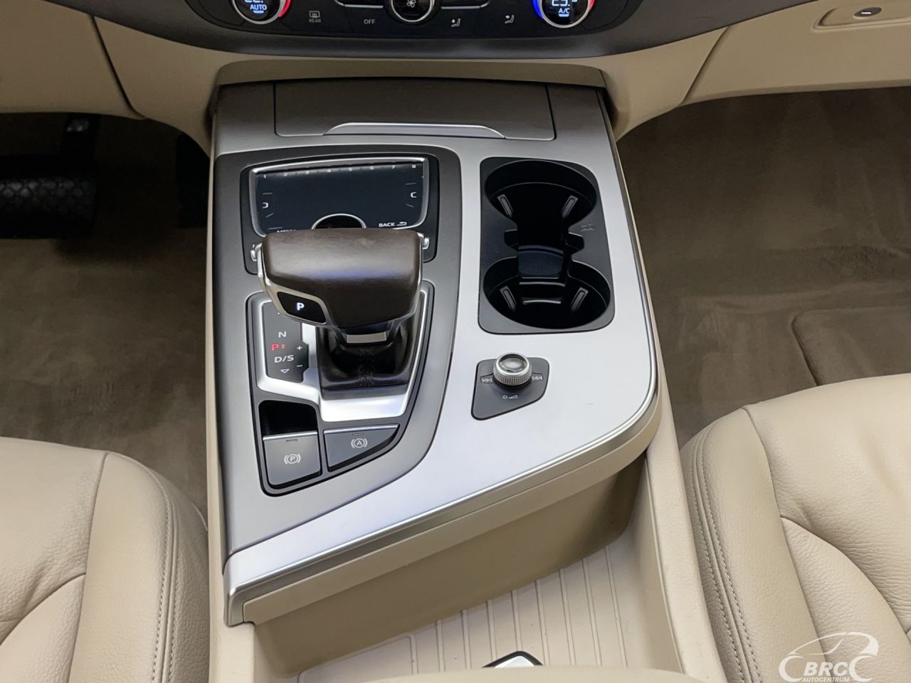 Audi Q7 | 17
