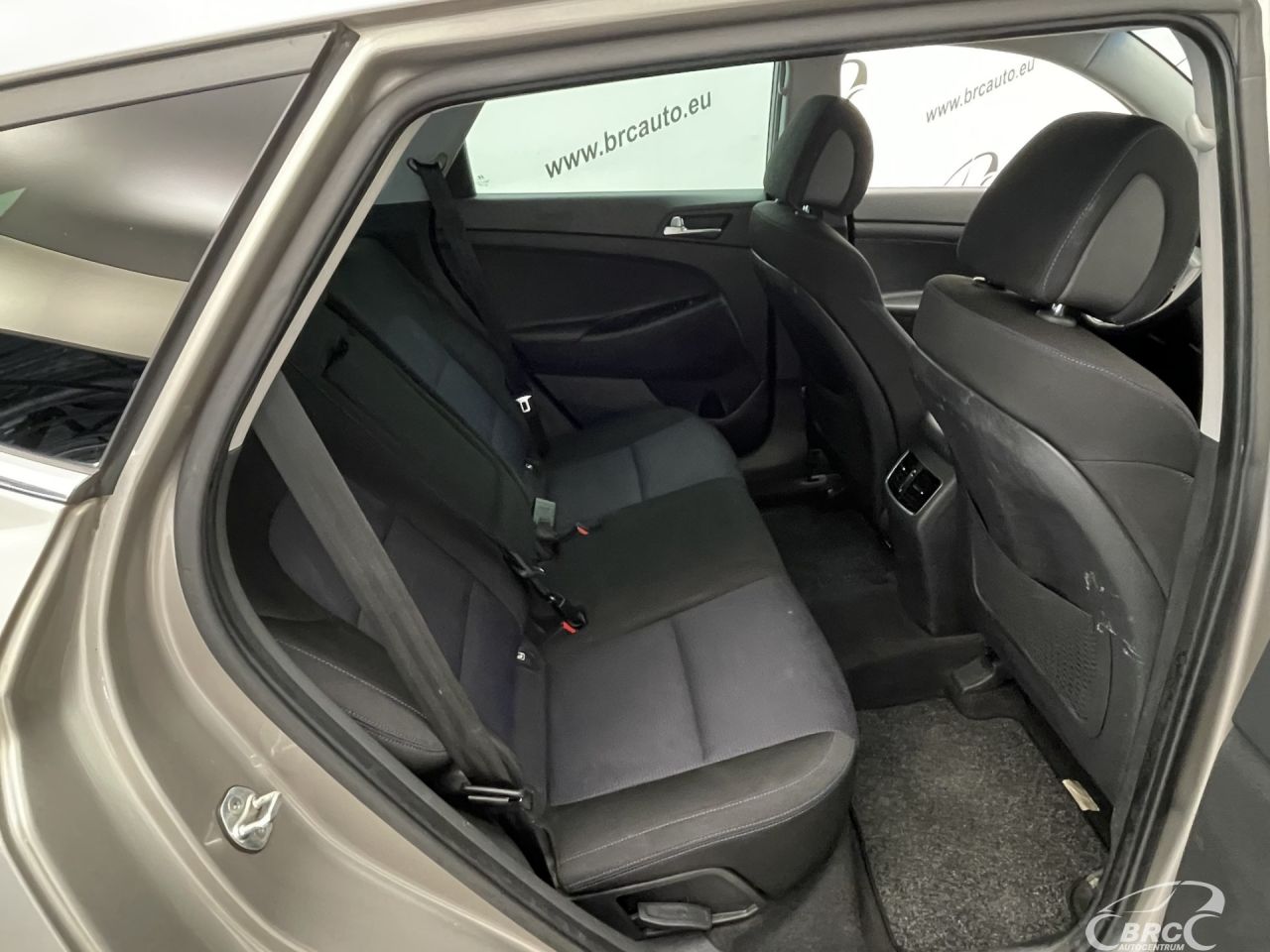 Hyundai Tucson | 10