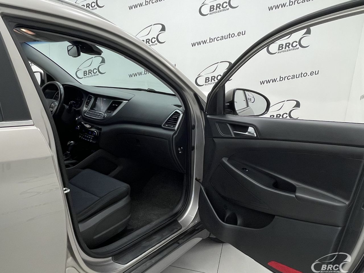 Hyundai Tucson | 8
