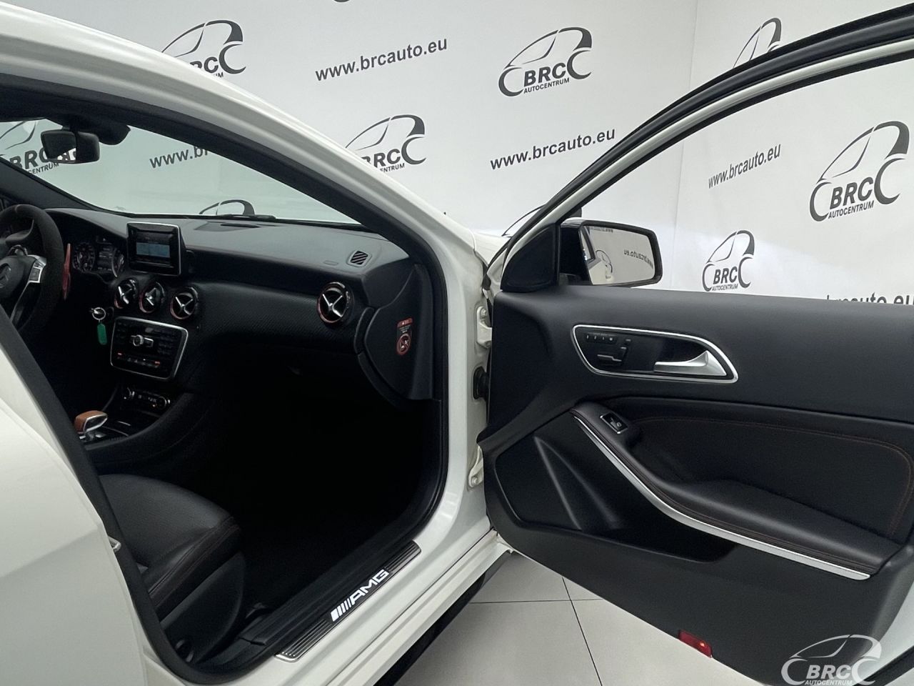 Mercedes-Benz A45 AMG | 7