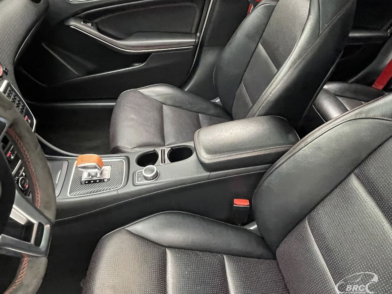 Mercedes-Benz A45 AMG | 27