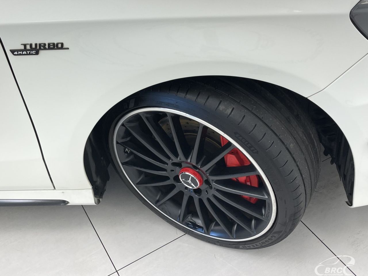 Mercedes-Benz A45 AMG | 44