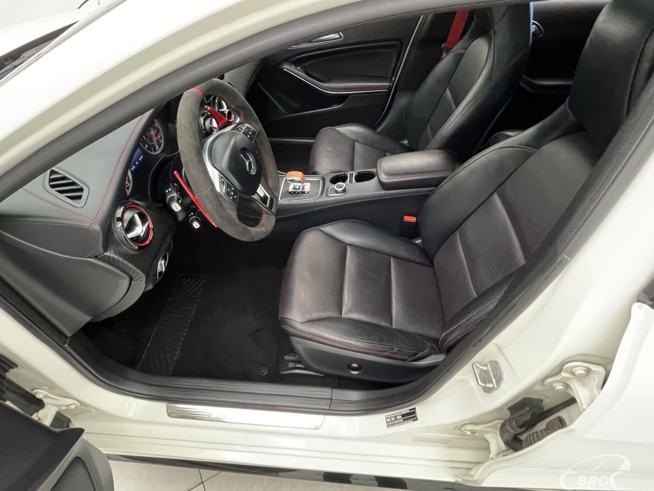 Mercedes-Benz A45 AMG | 24