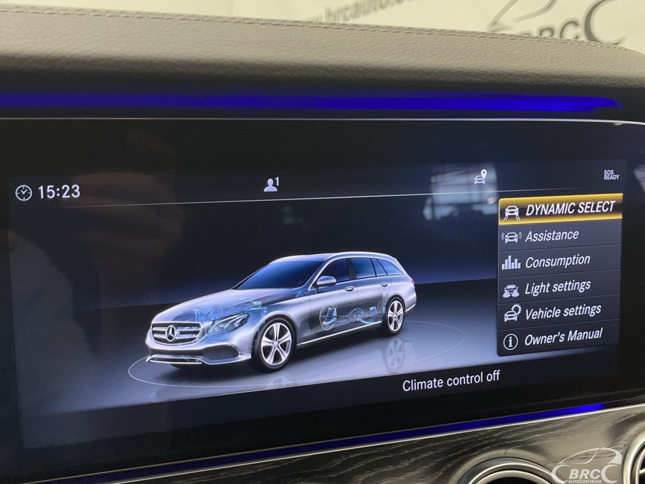 Mercedes-Benz E220 | 39