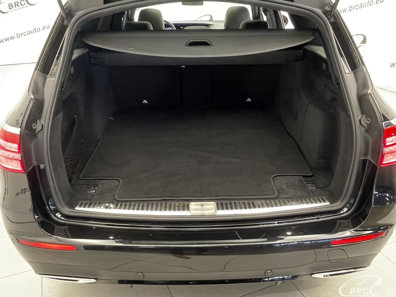 Mercedes-Benz E220 | 49