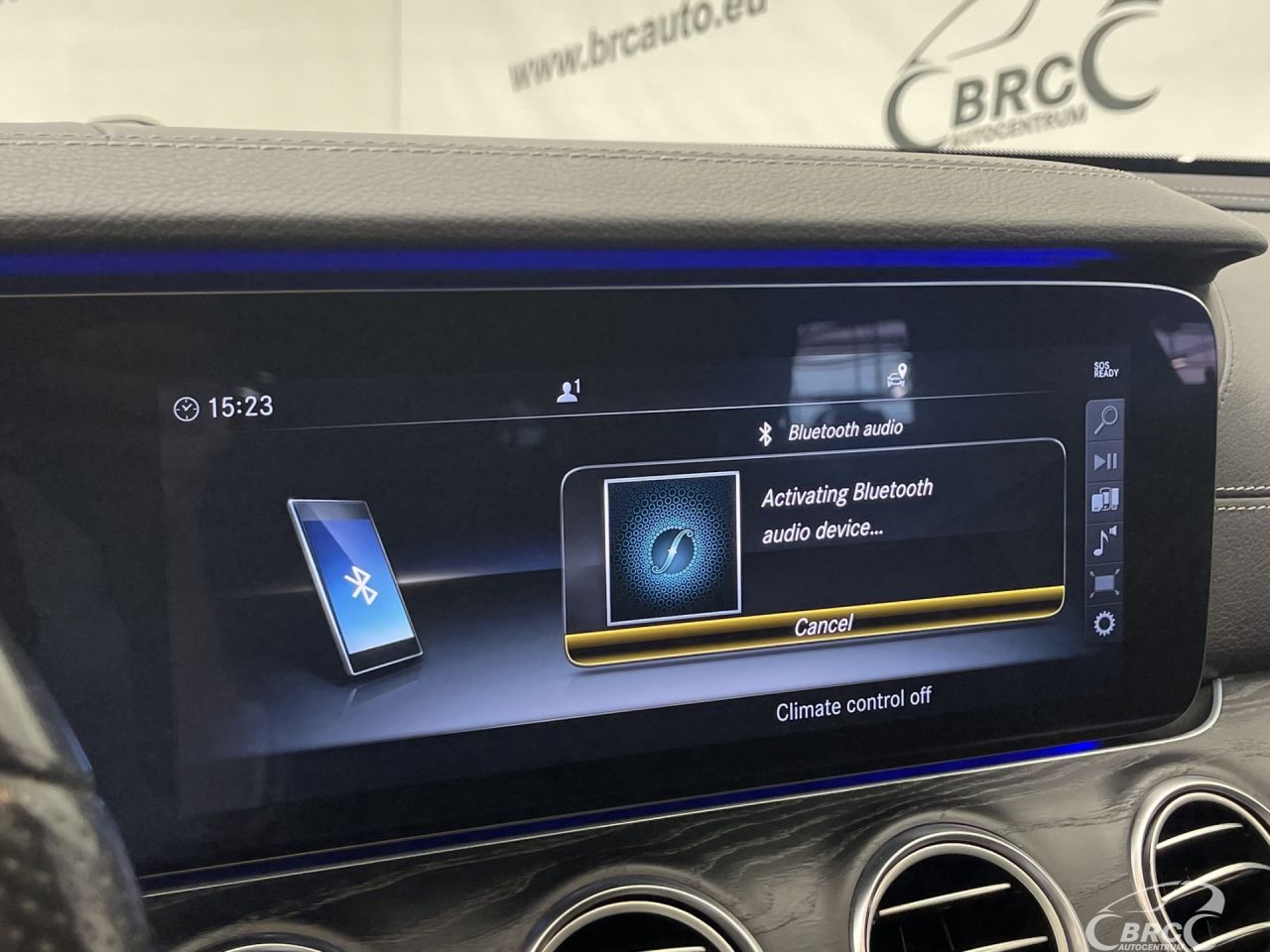 Mercedes-Benz E220 | 37