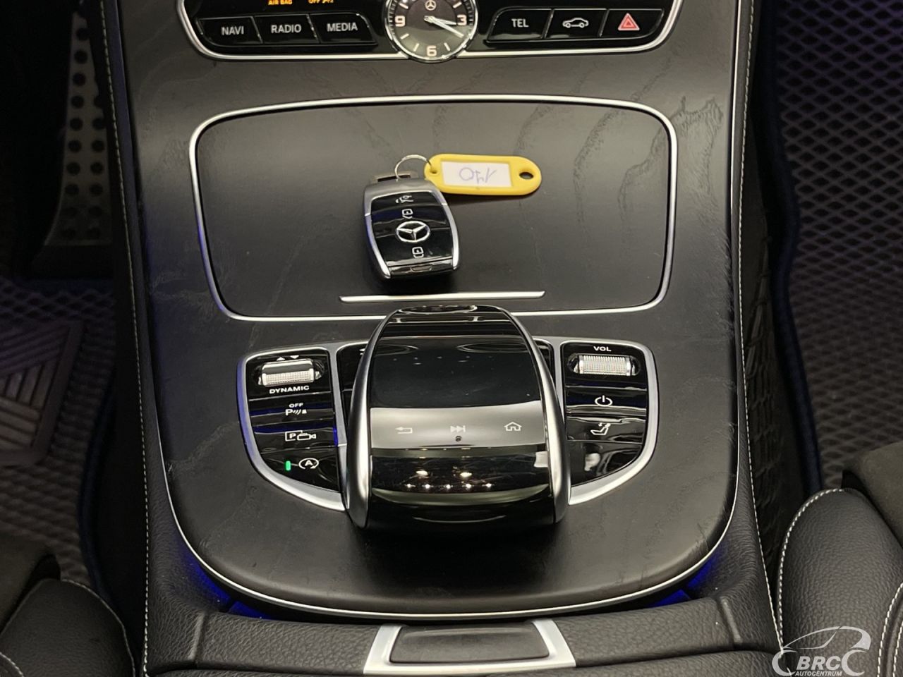 Mercedes-Benz E220 | 17