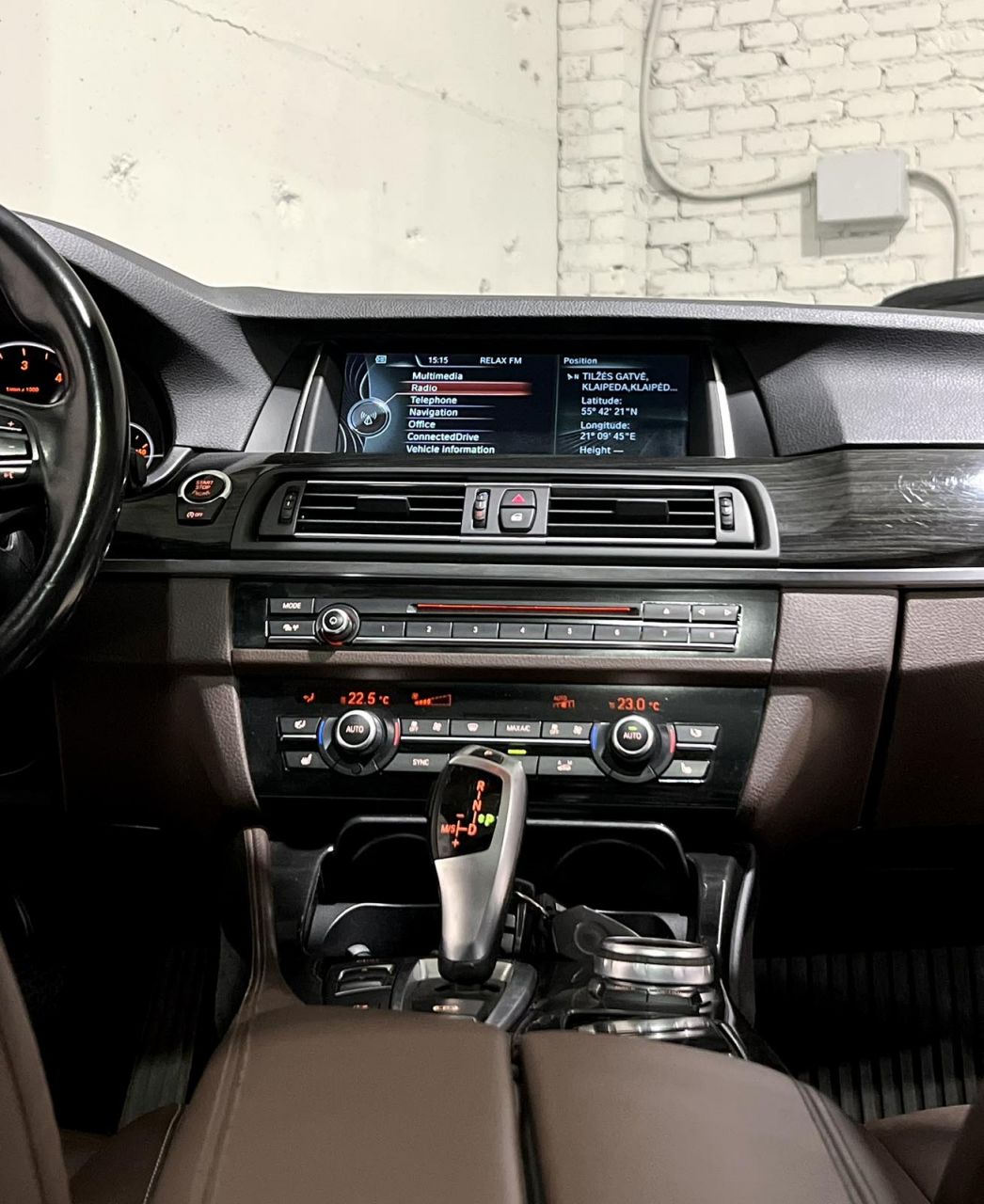 BMW 520 | 7