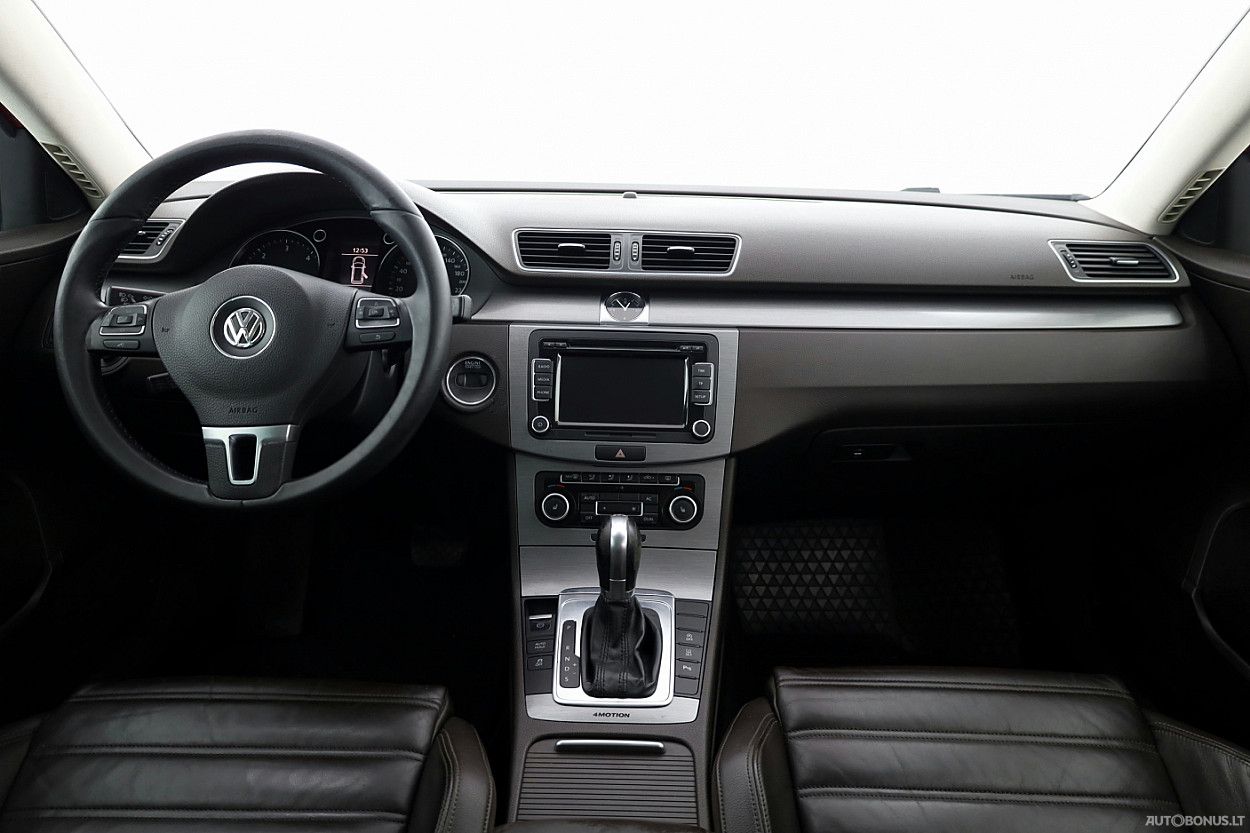 Volkswagen Passat | 4
