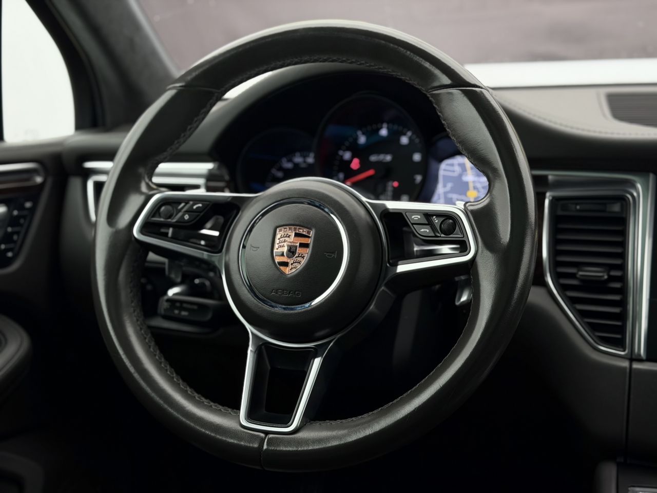 Porsche Macan | 17