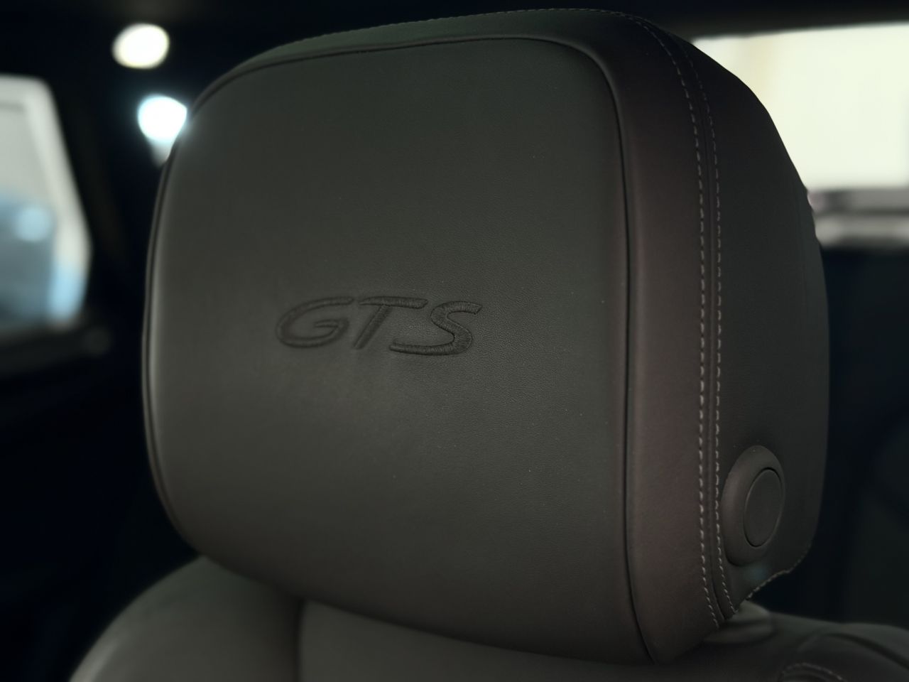 Porsche Macan | 23