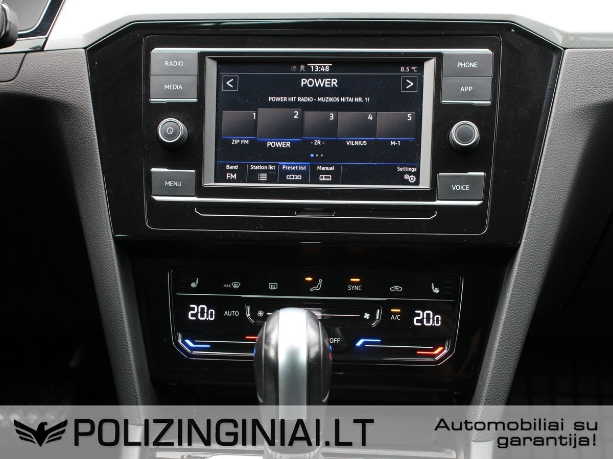 Volkswagen Passat | 12