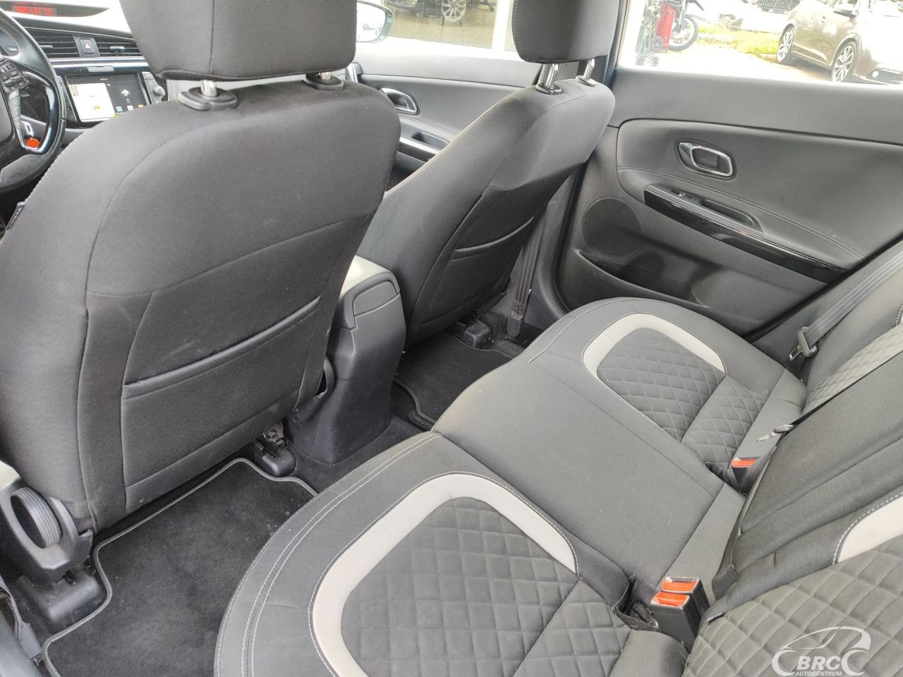 Kia Cee'd | 14