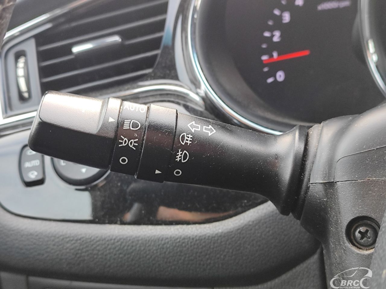 Kia Cee'd | 23
