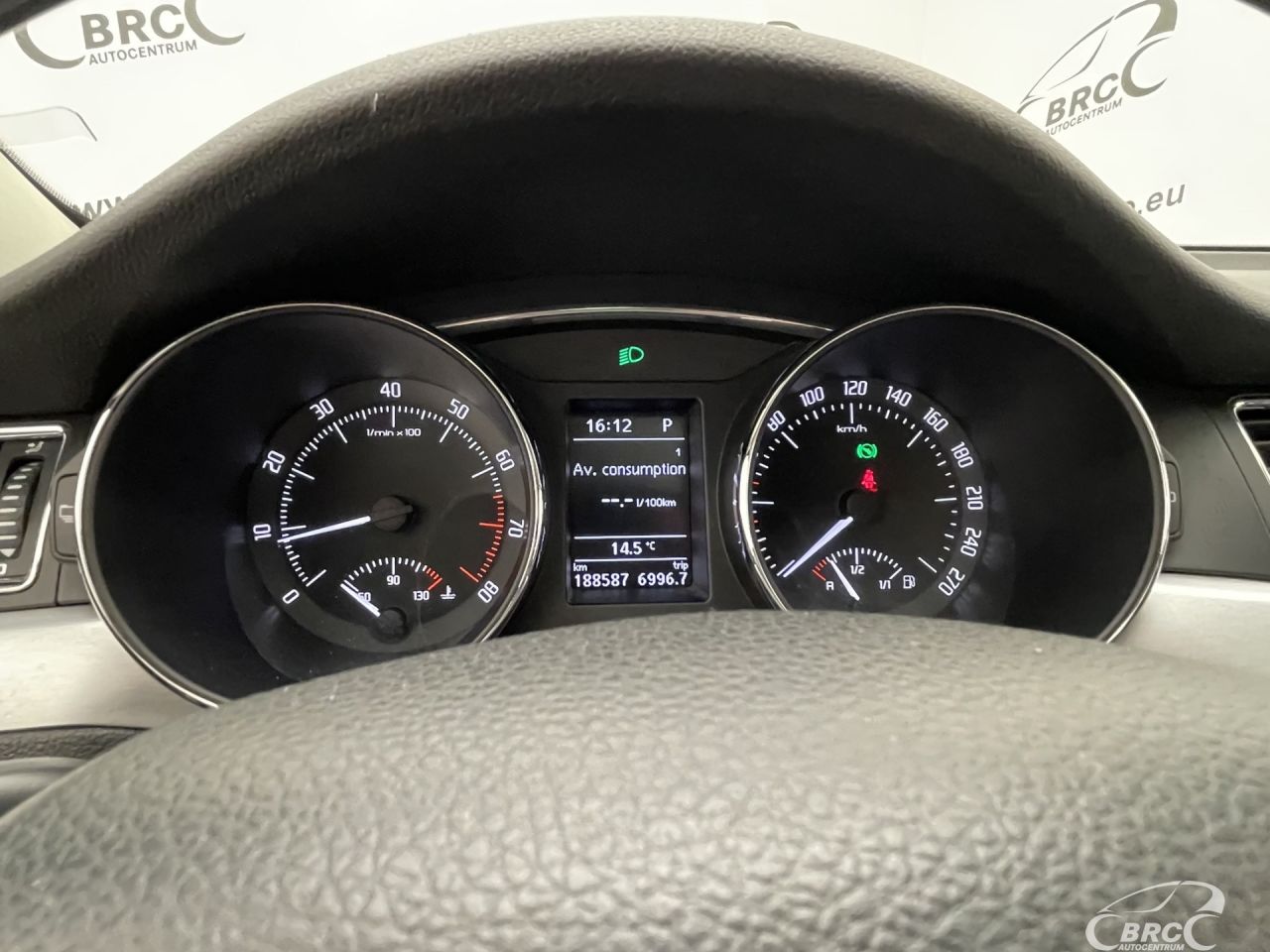 Skoda Superb | 32