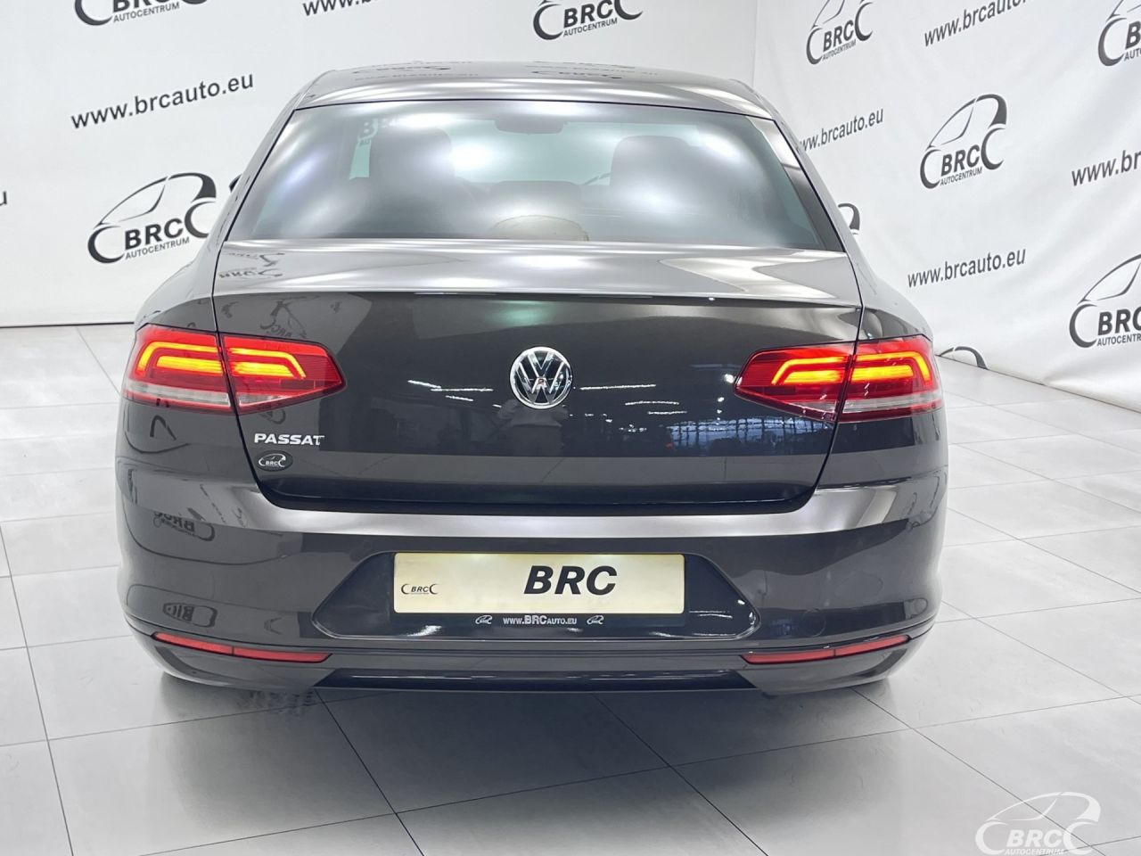 Volkswagen Passat | 53
