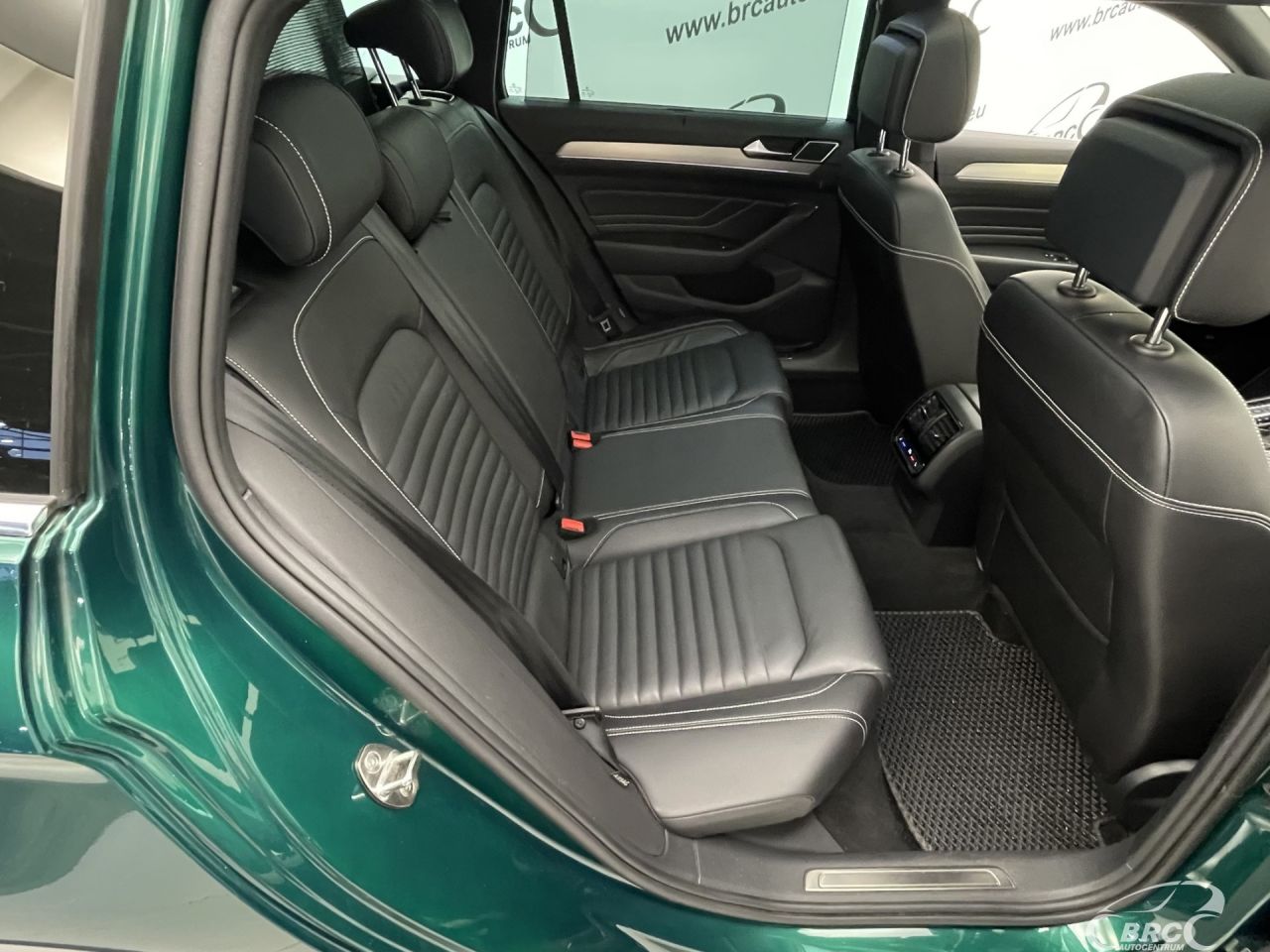 Volkswagen Passat | 11