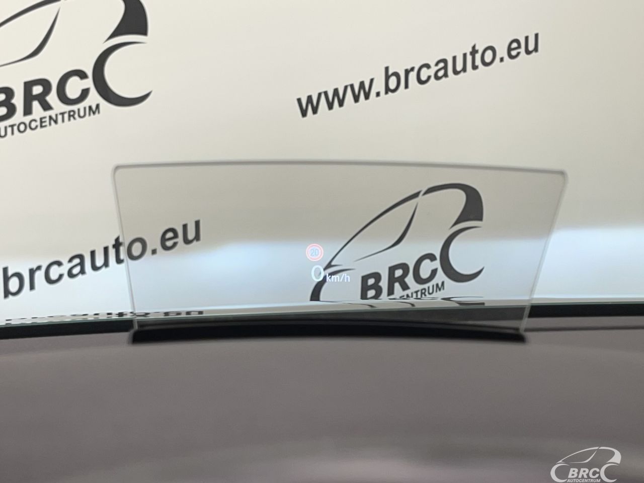 Volkswagen Passat | 33