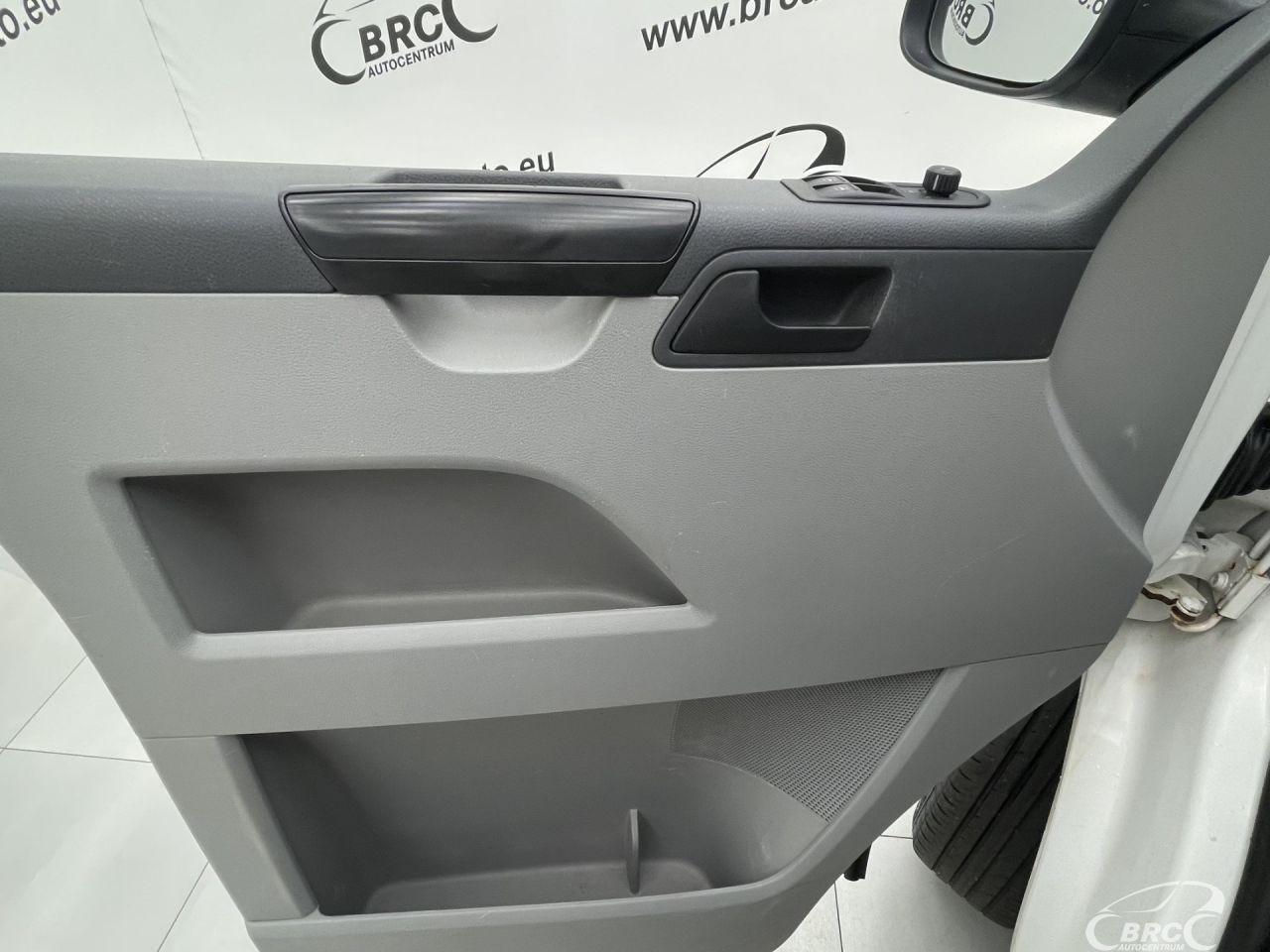 Volkswagen Transporter | 16