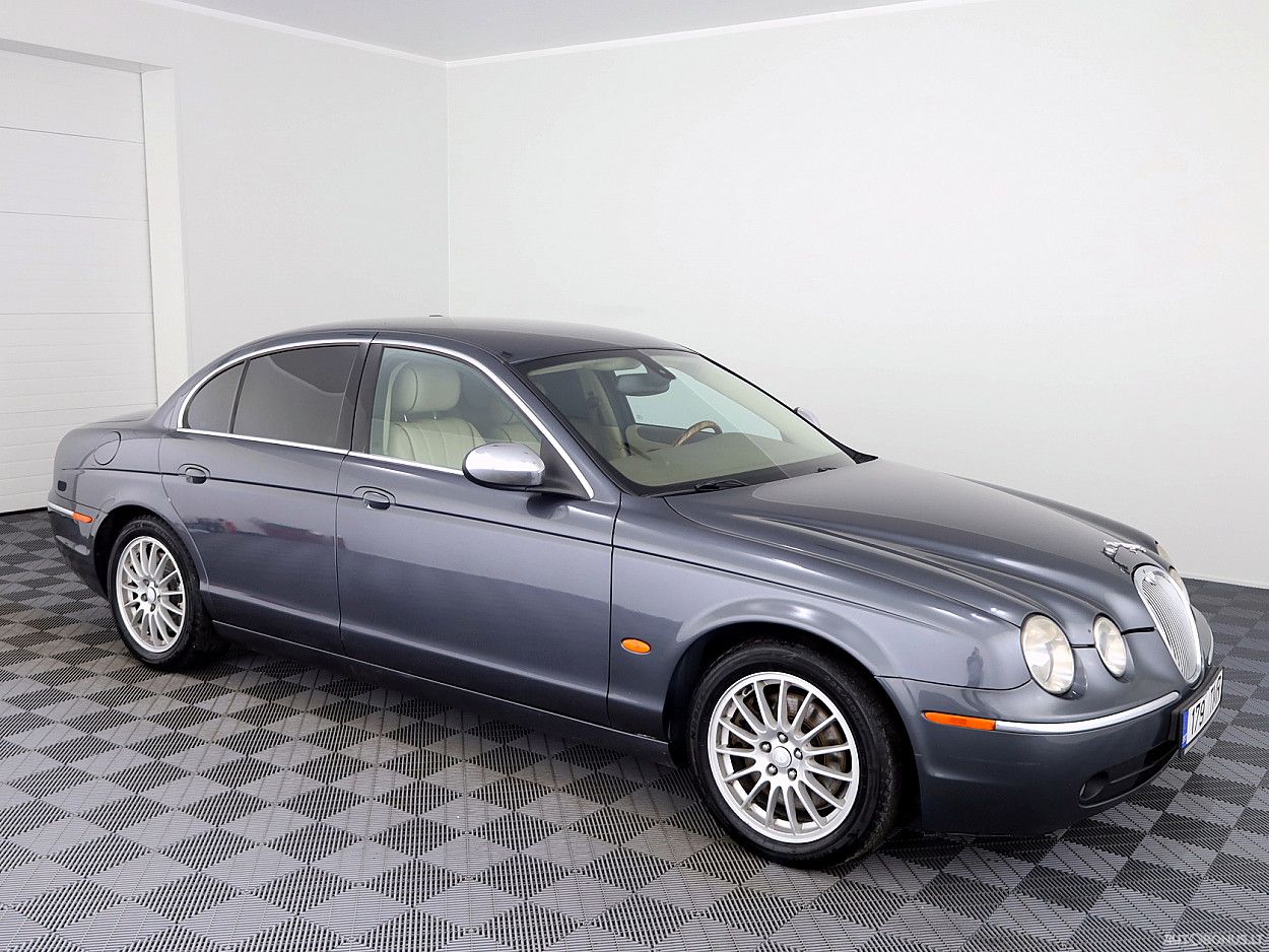 Jaguar S-Type