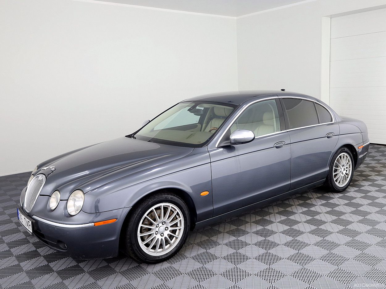 Jaguar S-Type | 1