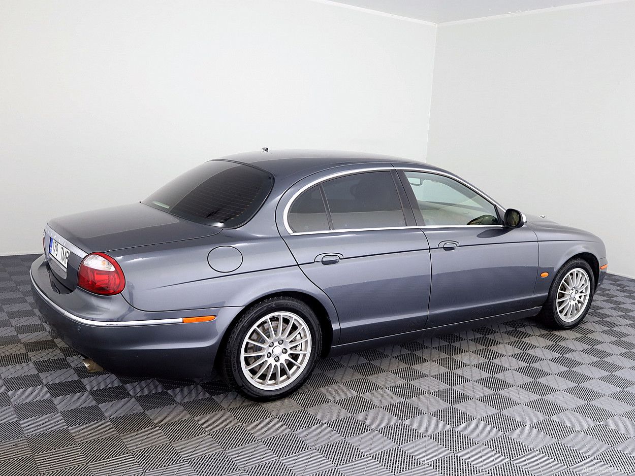 Jaguar S-Type | 2