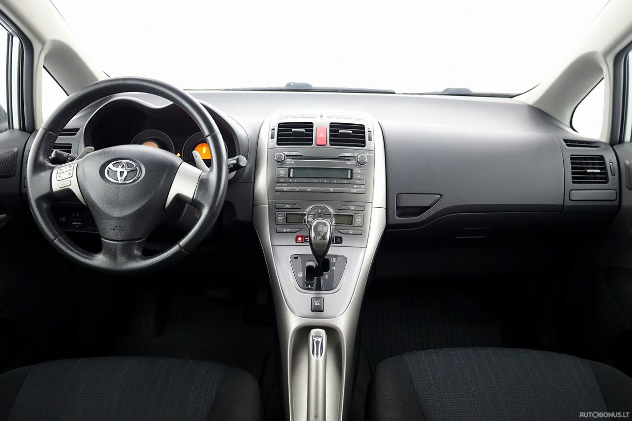 Toyota Auris | 4