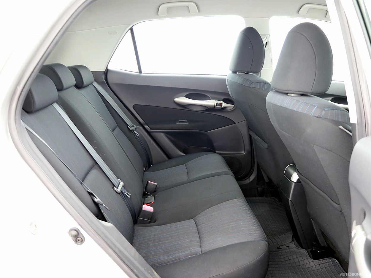 Toyota Auris | 6