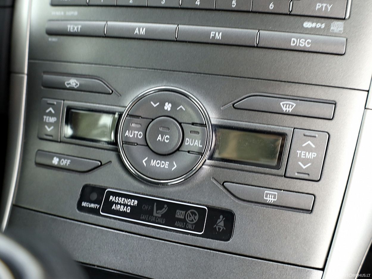 Toyota Auris | 7