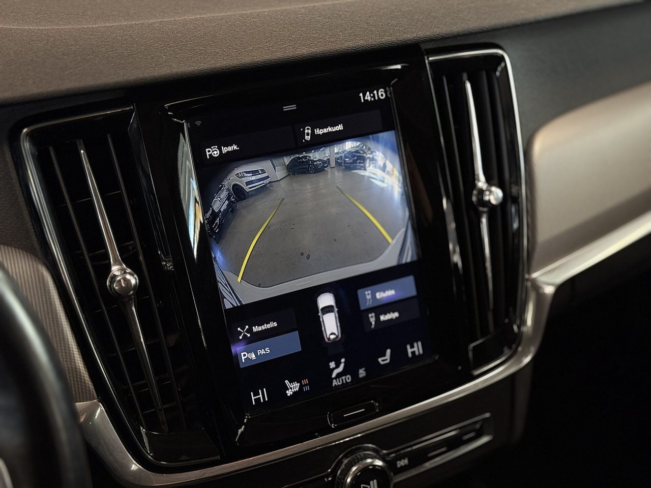 Volvo V90 | 18