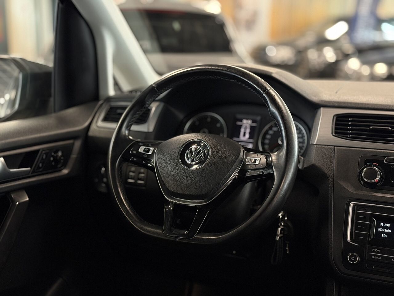 Volkswagen Caddy | 24