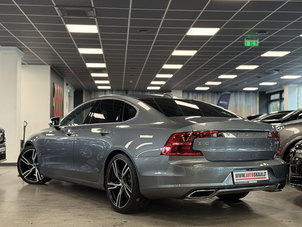 Volvo S90 | 6