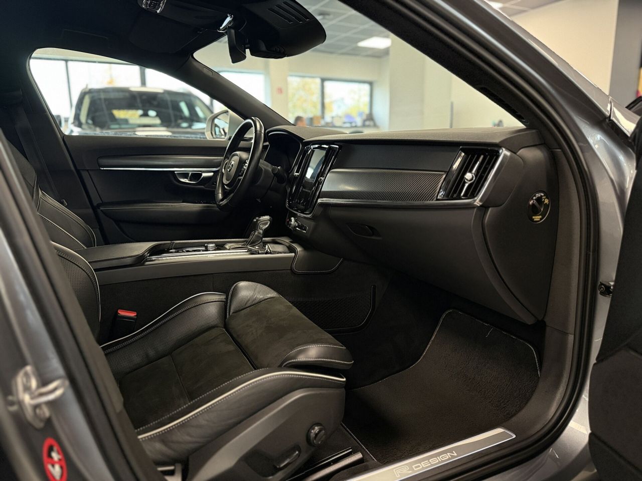 Volvo S90 | 21