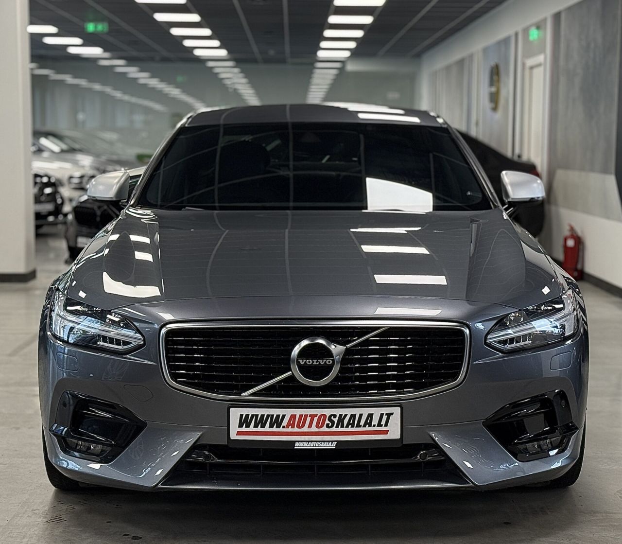 Volvo S90 | 1
