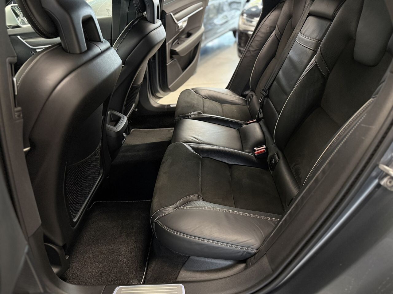Volvo S90 | 29