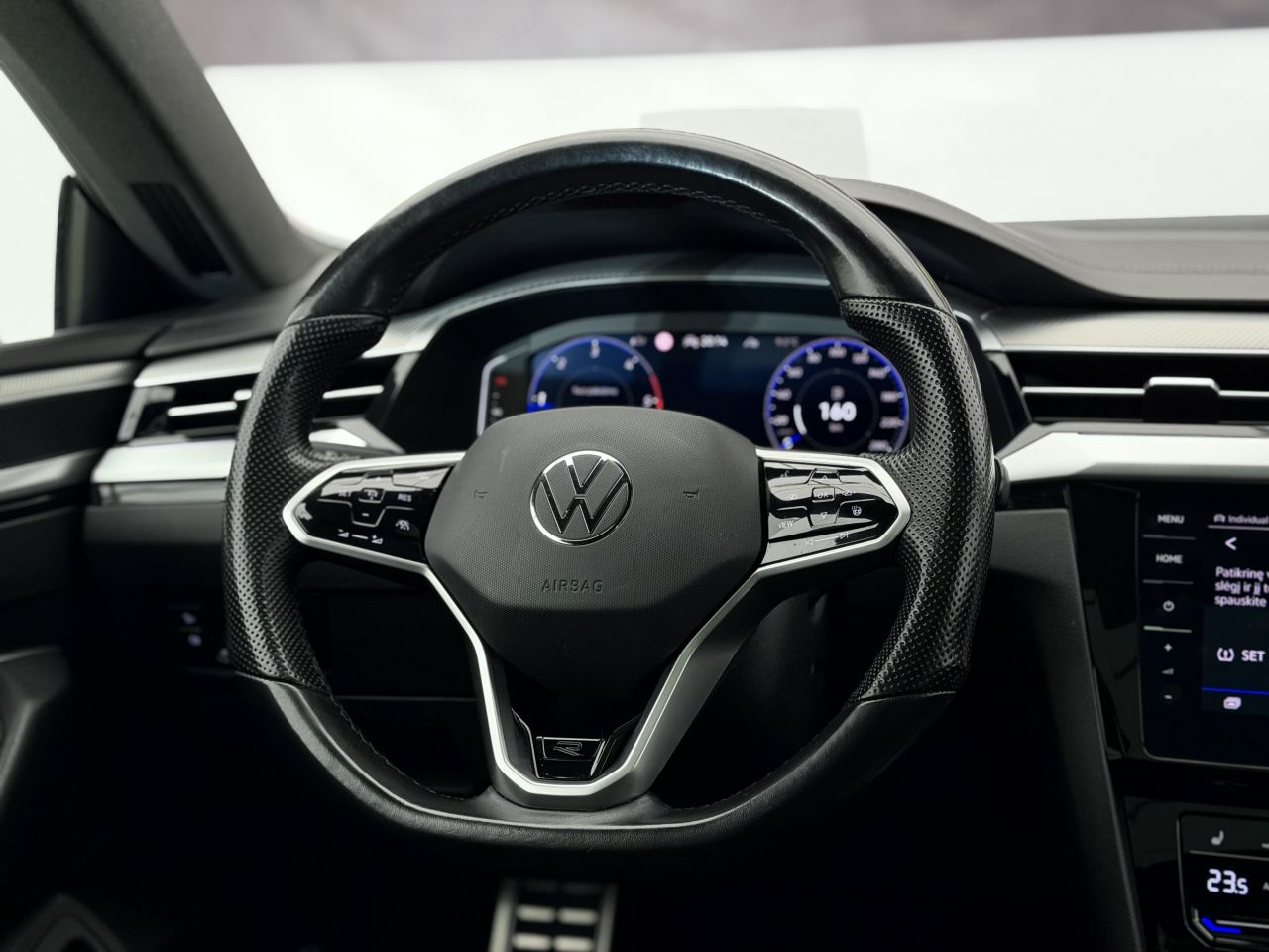 Volkswagen Arteon | 17