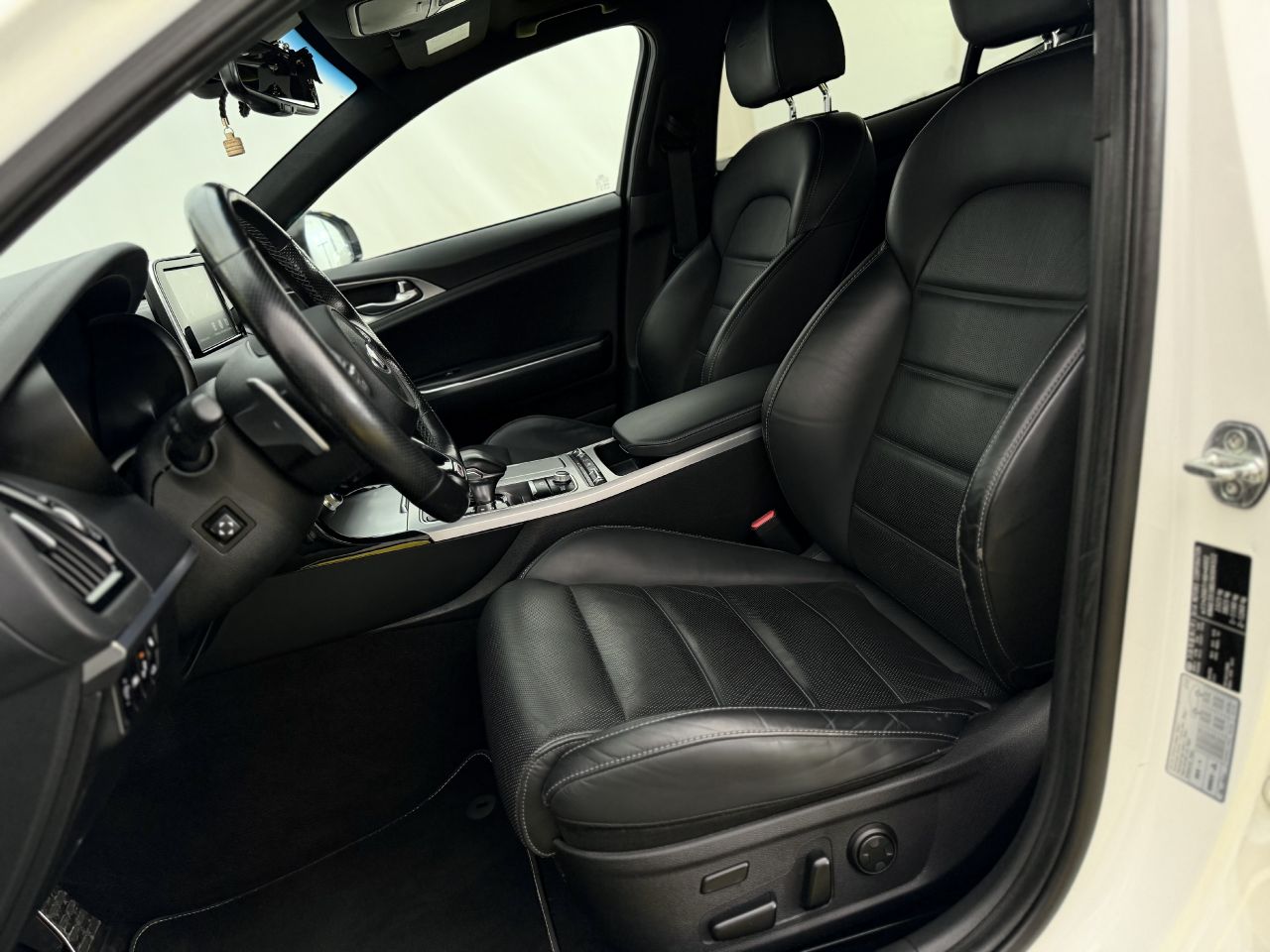 Kia Stinger | 9