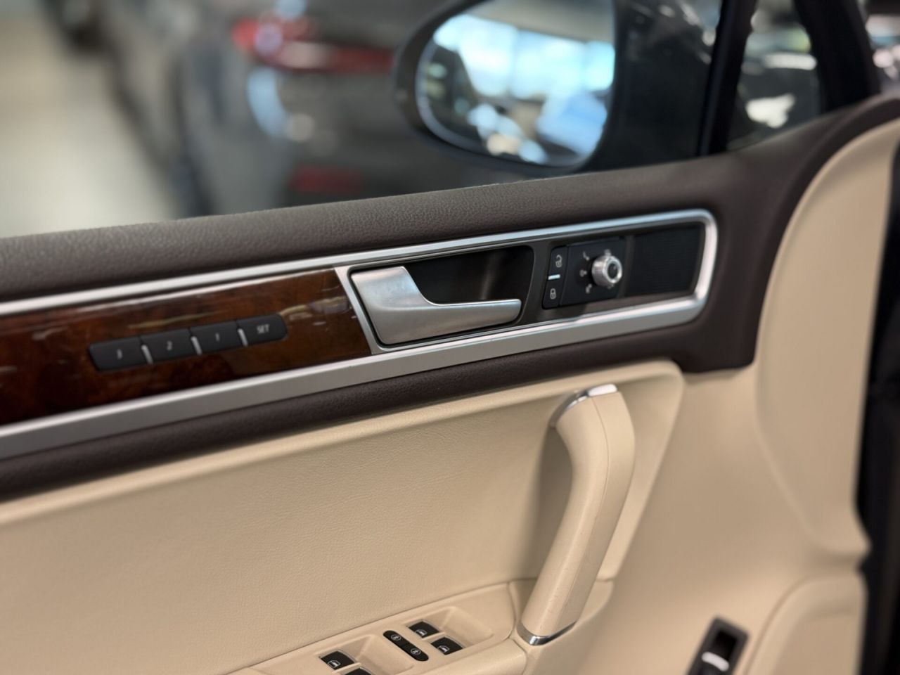 Volkswagen Touareg | 23