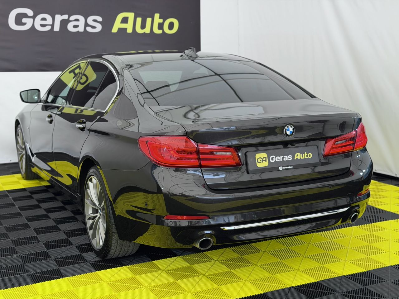 BMW 530 | 5