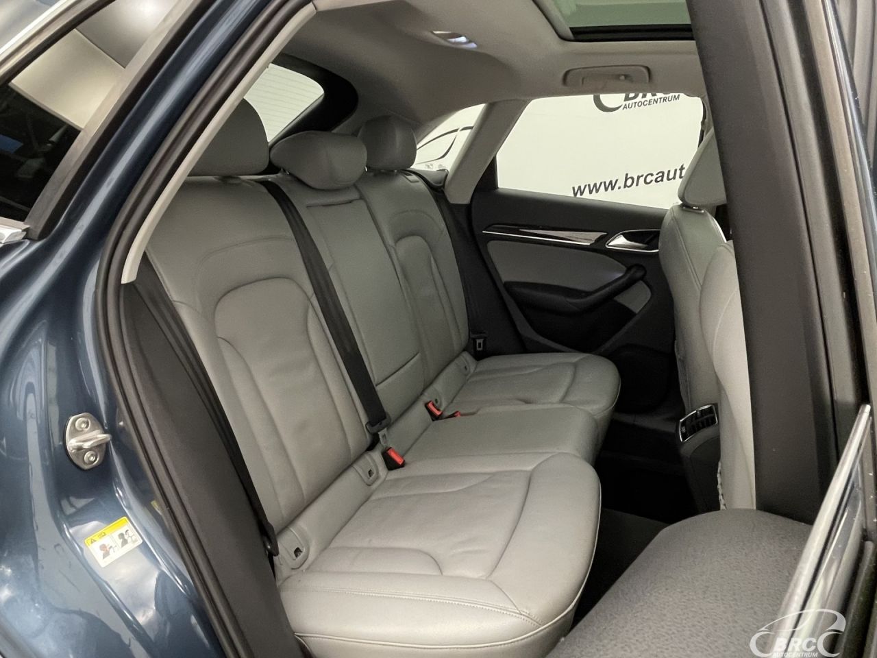 Audi Q3 | 10