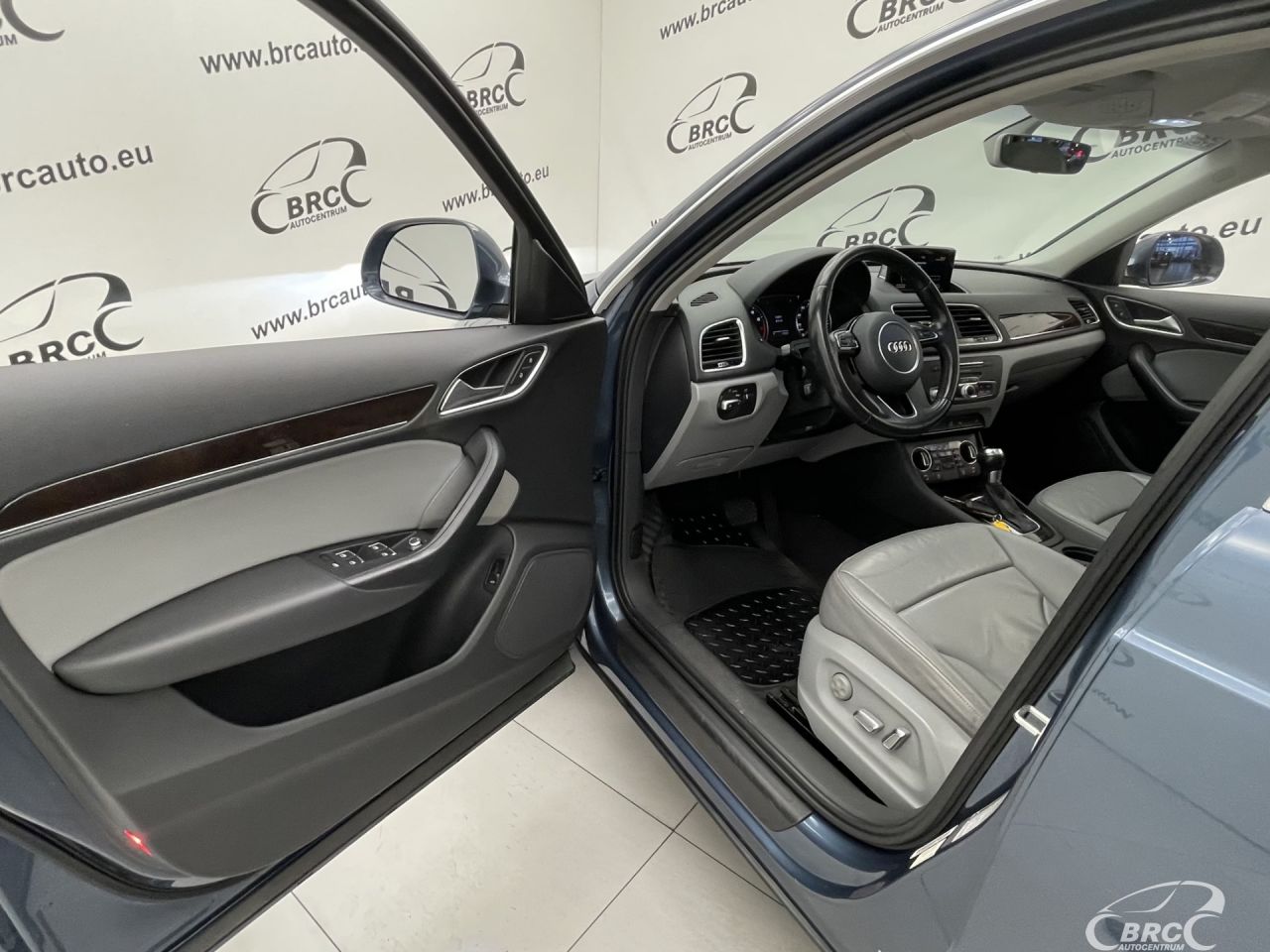 Audi Q3 | 17