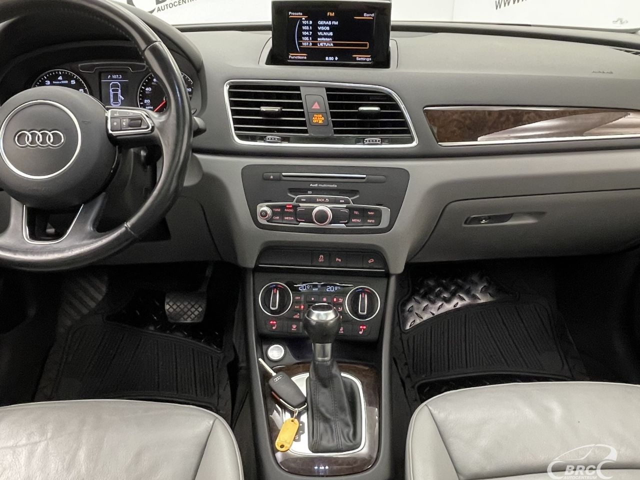 Audi Q3 | 13