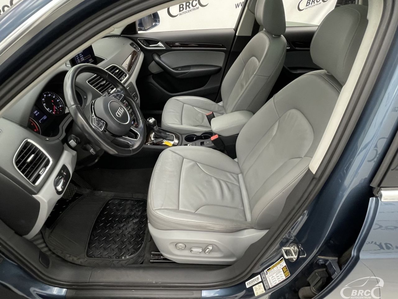 Audi Q3 | 19