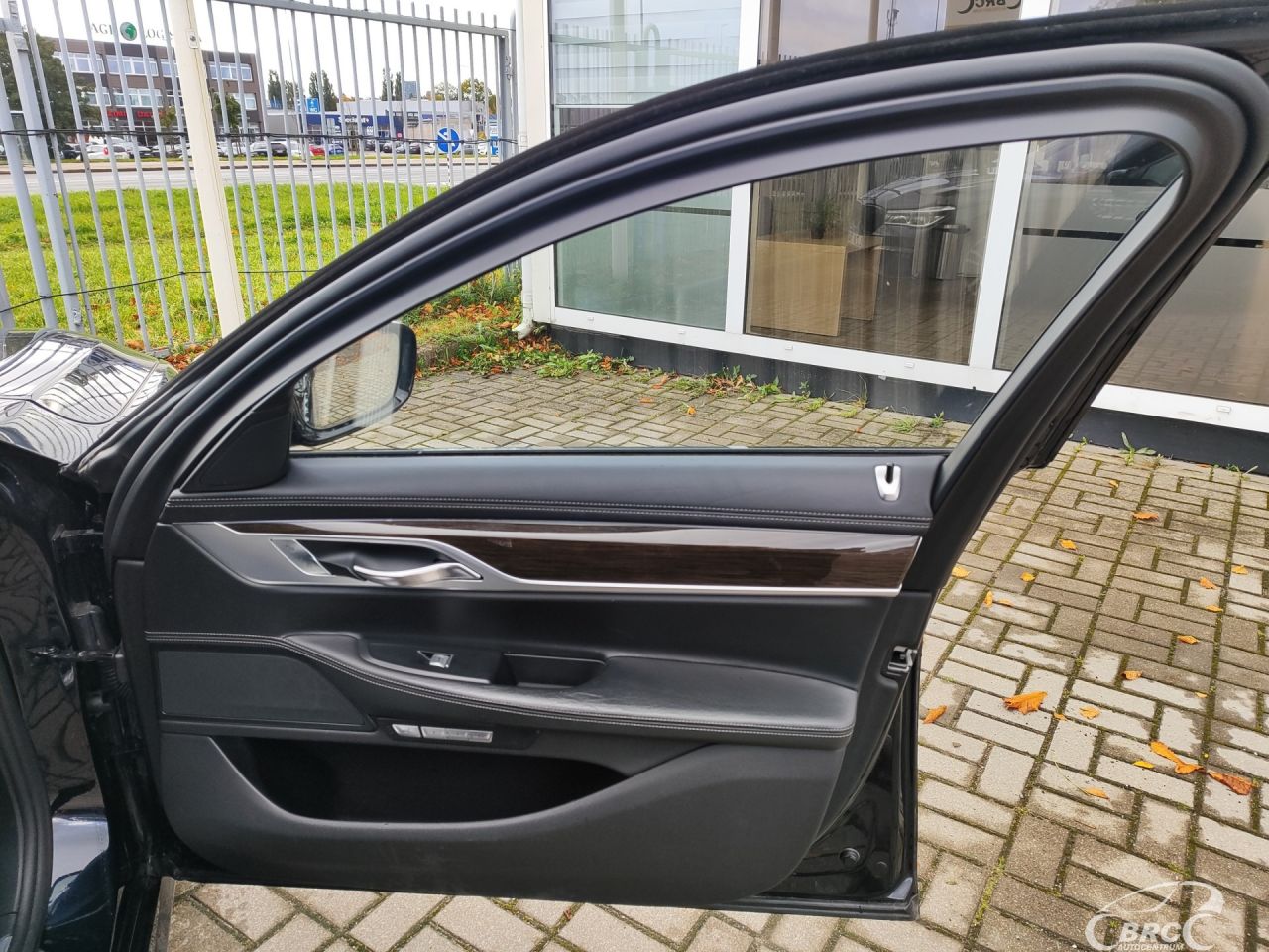 BMW 740 | 5