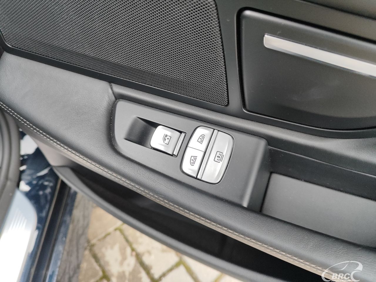 BMW 740 | 11