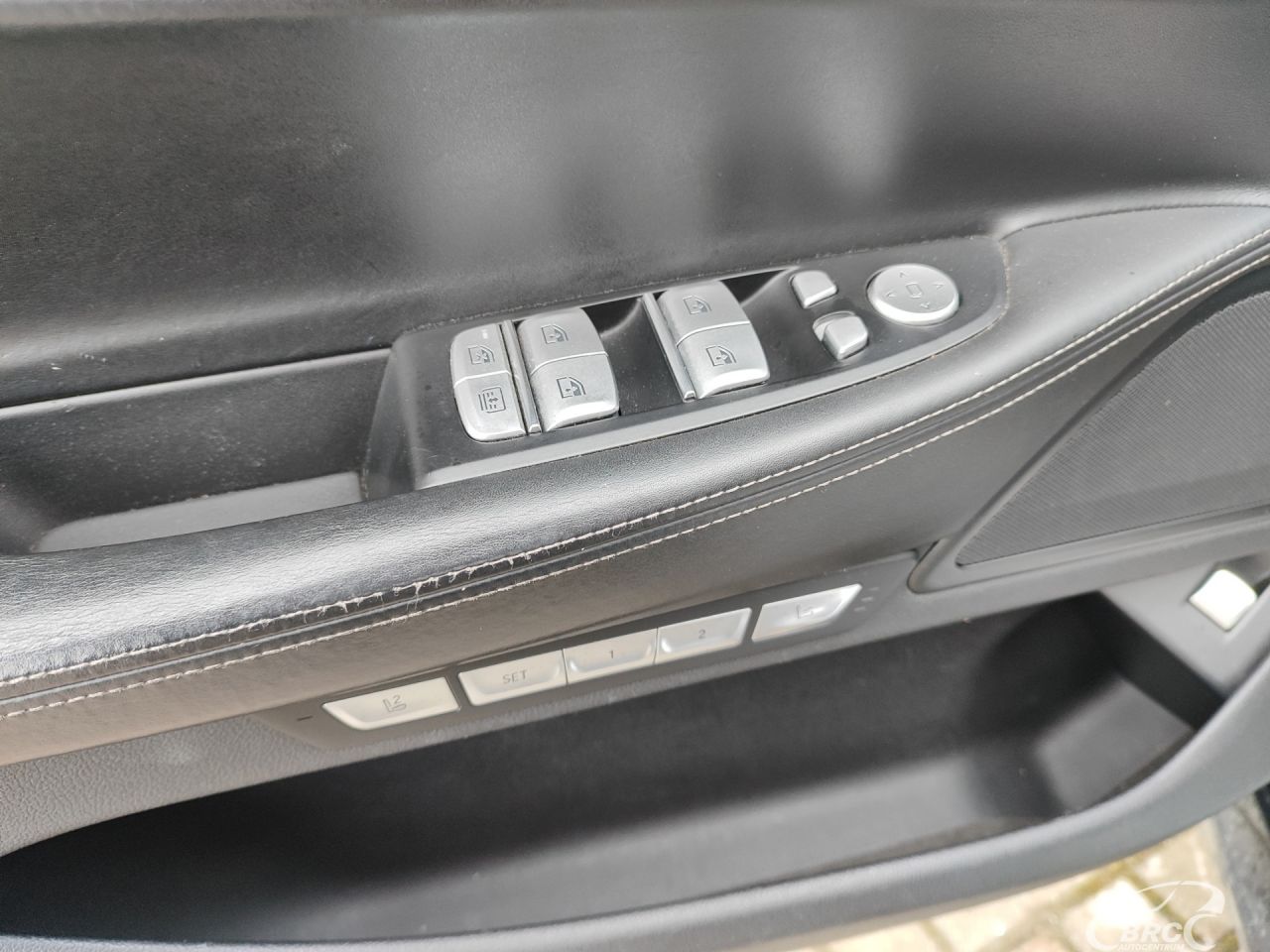 BMW 740 | 24